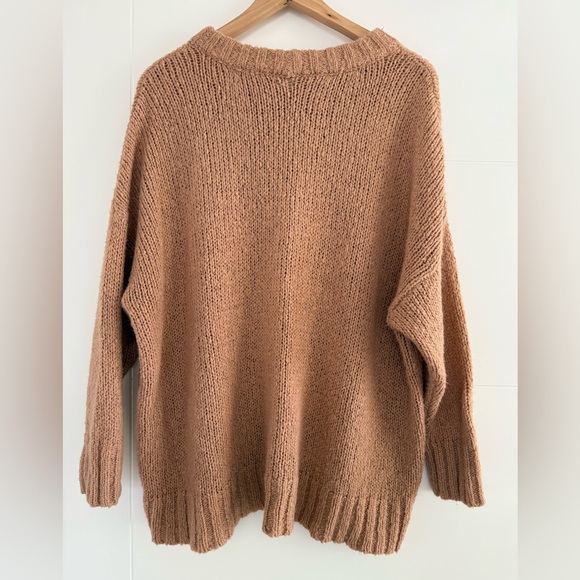 Aerie “Big Sky” Oversized Wool + Alpaca Blend Sweater, size small. So soft!!! - Picture 6 of 8